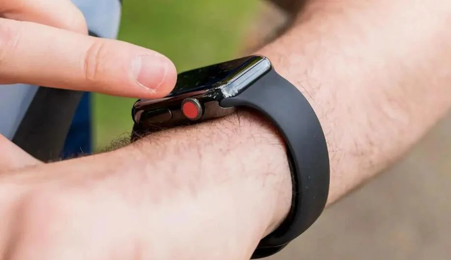 How to Fix a “Frozen” or “Unresponsive” Smartwatch Screen